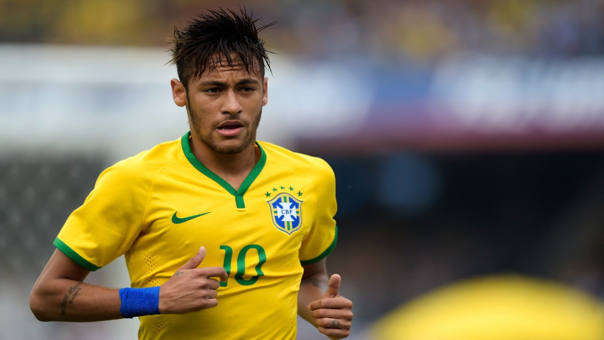 皇家马德里主场力克巴塞罗那，西甲争冠悬念再起